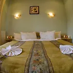 Oberig Hotell