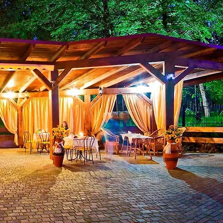 Hotell Oberig 3*