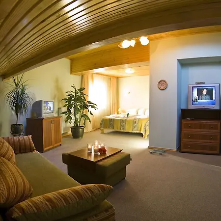Oberig Hotell 3*